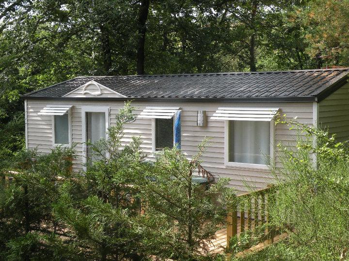 Camping Hurongues Pomeys Buitenkant foto